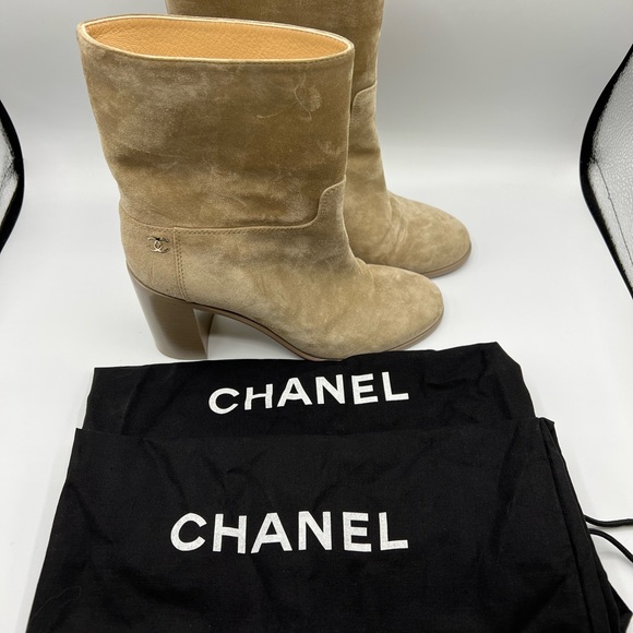 Chanel Suede Ankle Boots - PRICE FIRM - Picture 2 of 8